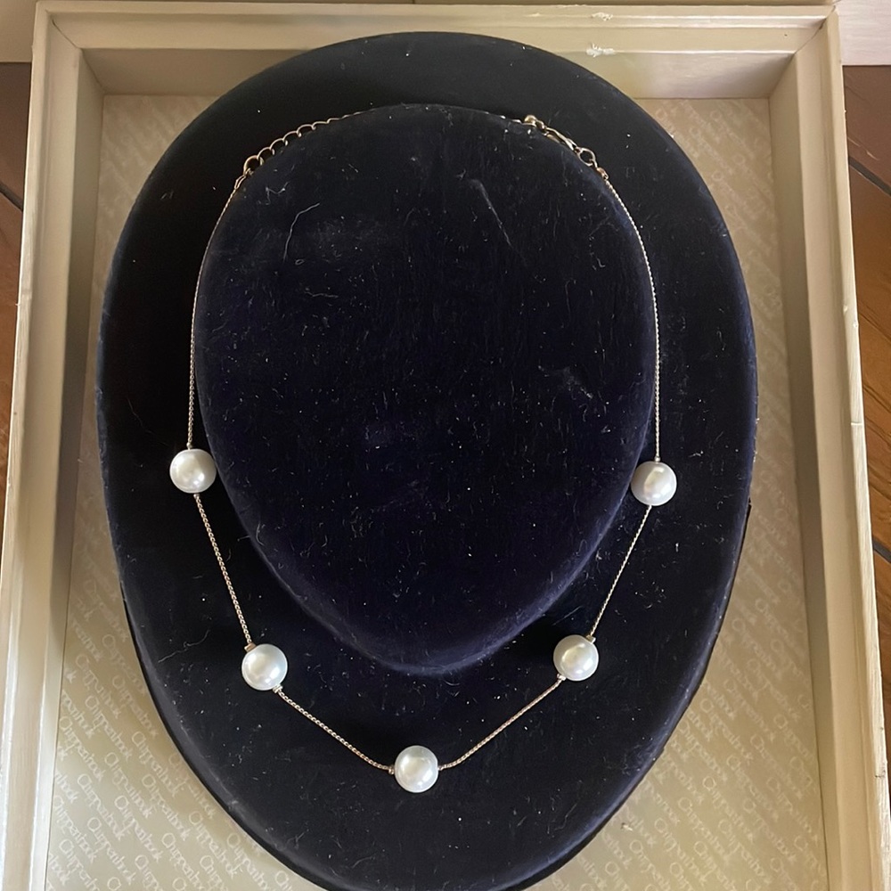 Gold Tone and Pearl Necklace